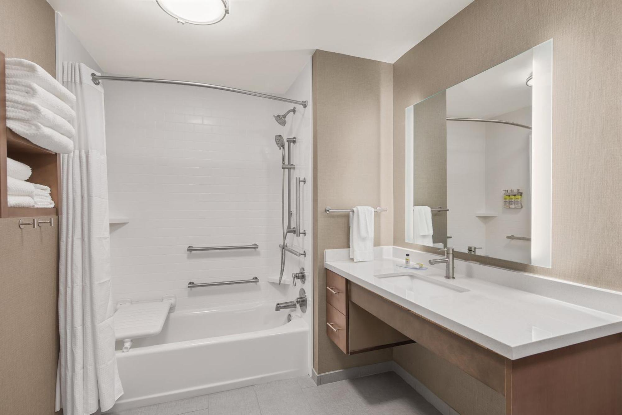 Staybridge Suites - Florence Center By Ihg Ngoại thất bức ảnh
